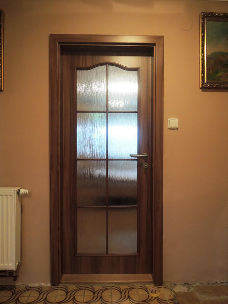Interiérové dveře a obložková zárubeň, Dveře Klasik K14 , CPL Ořech, sklo kůra čirá, klika Richter RKL 1973