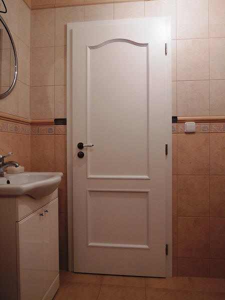 Interiérové dveře a obložková zárubeň, Dveře Klasik KK6 , CPL bílá