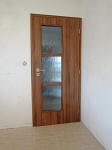 Interiérové dveře a obložková zárubeň, Dveře Horizont H19, CPL Ořech, sklo kůra čire, příčka 65 mm